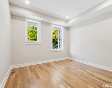 8 Husted Lane - Photo Thumbnail 7