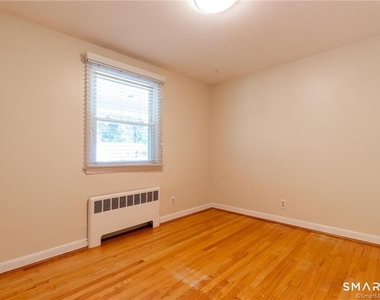 10 Tanglewood Road - Photo Thumbnail 30