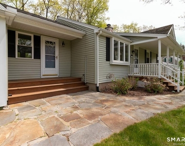 10 Tanglewood Road - Photo Thumbnail 34