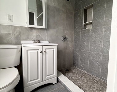 52 Clinton Avenue - Photo Thumbnail 18