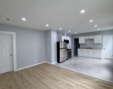 52 Clinton Avenue - Photo Thumbnail 1