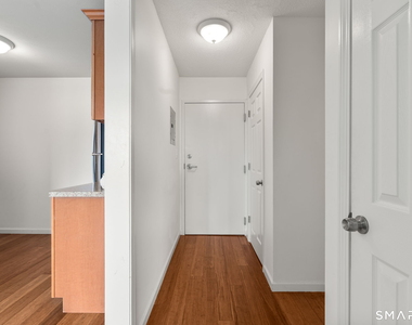 1168 Main Street - Photo Thumbnail 5