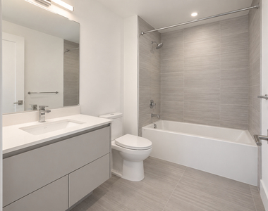 521 West 48th Street - Photo Thumbnail 1