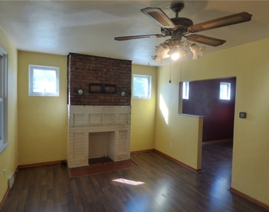 3420 Middletown Rd - Photo Thumbnail 2
