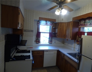 3420 Middletown Rd - Photo Thumbnail 12