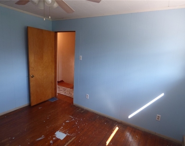 3420 Middletown Rd - Photo Thumbnail 18