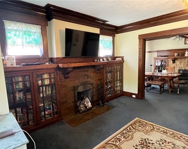 1601 Hillsdale Ave - Photo Thumbnail 6