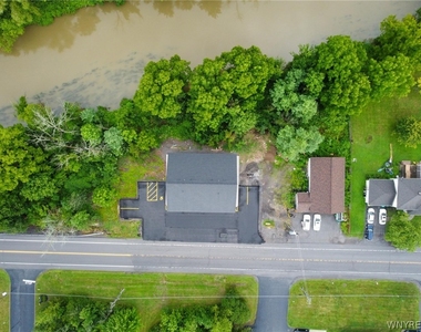 6220 Tonawanda Creek Road - Photo Thumbnail 2