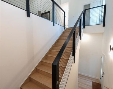 6220 Tonawanda Creek Road - Photo Thumbnail 9
