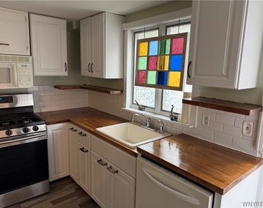 407 Summer Street - Photo Thumbnail 1