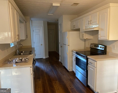 4389 Ashlyn Rebecca Drive - Photo Thumbnail 13