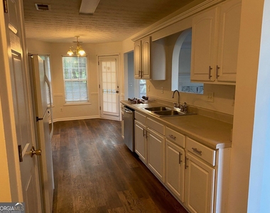 4389 Ashlyn Rebecca Drive - Photo Thumbnail 14