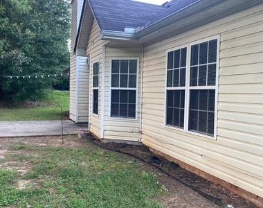 4389 Ashlyn Rebecca Drive - Photo Thumbnail 32