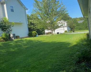 4389 Ashlyn Rebecca Drive - Photo Thumbnail 28