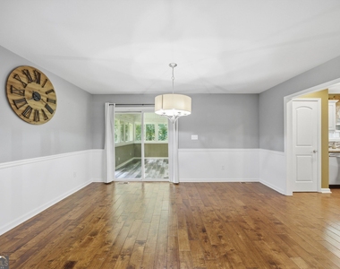 117 S Forest Road - Photo Thumbnail 9