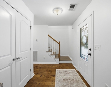 117 S Forest Road - Photo Thumbnail 4