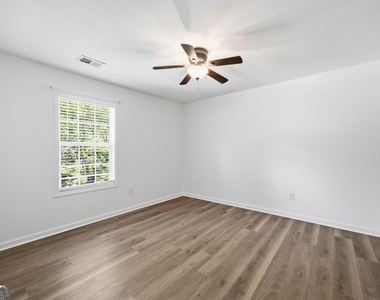 117 S Forest Road - Photo Thumbnail 29