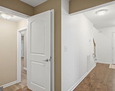 117 S Forest Road - Photo Thumbnail 18