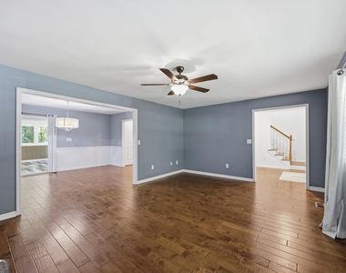 117 S Forest Road - Photo Thumbnail 6
