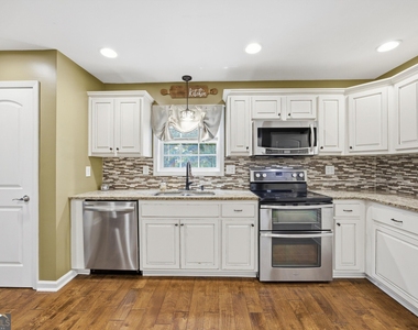 117 S Forest Road - Photo Thumbnail 12