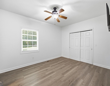 117 S Forest Road - Photo Thumbnail 22