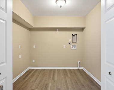 117 S Forest Road - Photo Thumbnail 32