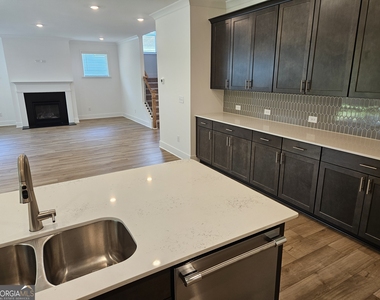 97 Andalusa Court - Photo Thumbnail 16