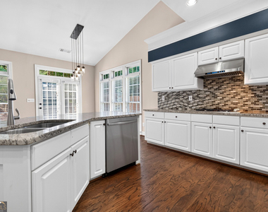 7670 Bellemont Ridge - Photo Thumbnail 12