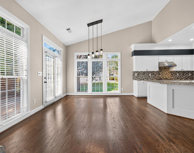 7670 Bellemont Ridge - Photo Thumbnail 16