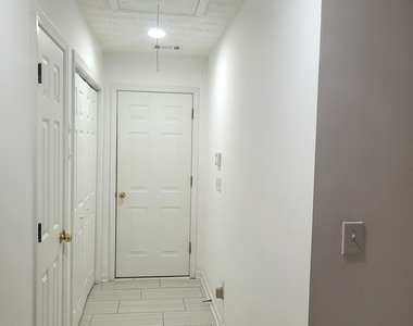 2360 Pettit Drive Ne - Photo Thumbnail 20