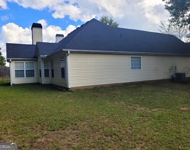 2360 Pettit Drive Ne - Photo Thumbnail 24