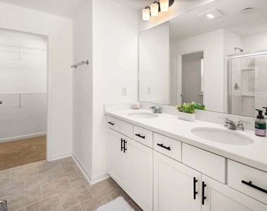 1510 Brantin Drive - Photo Thumbnail 9