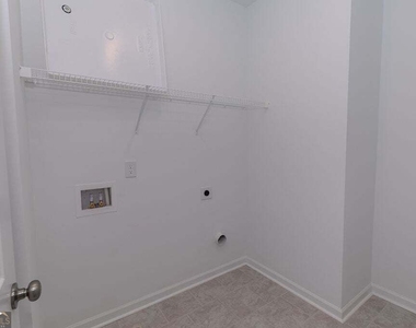 1705 Wellston Drive - Photo Thumbnail 30