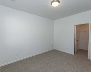 1705 Wellston Drive - Photo Thumbnail 27