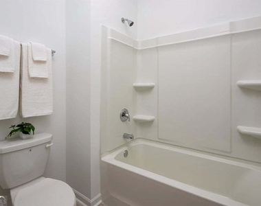 1705 Wellston Drive - Photo Thumbnail 22