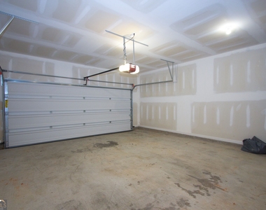 222 Sinclair Way - Photo Thumbnail 24