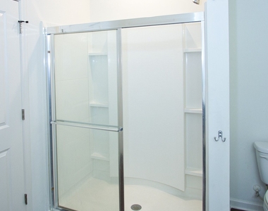 222 Sinclair Way - Photo Thumbnail 14