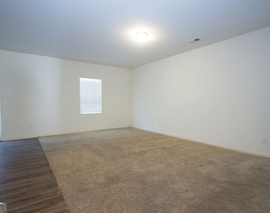 222 Sinclair Way - Photo Thumbnail 1