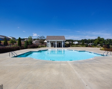 222 Sinclair Way - Photo Thumbnail 33