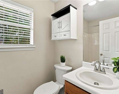 28 Autumn Ridge Drive - Photo Thumbnail 23