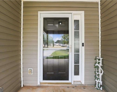 28 Autumn Ridge Drive - Photo Thumbnail 9