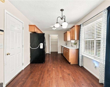 28 Autumn Ridge Drive - Photo Thumbnail 12