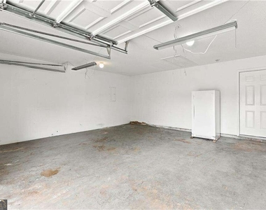 28 Autumn Ridge Drive - Photo Thumbnail 30