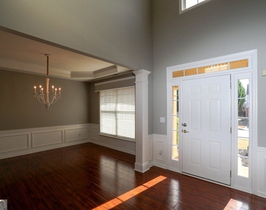329 Coddington Court - Photo Thumbnail 4