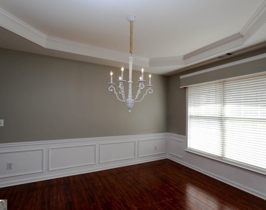 329 Coddington Court - Photo Thumbnail 5
