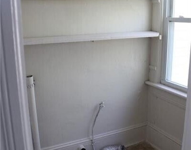 235 Boulevard - Photo Thumbnail 11