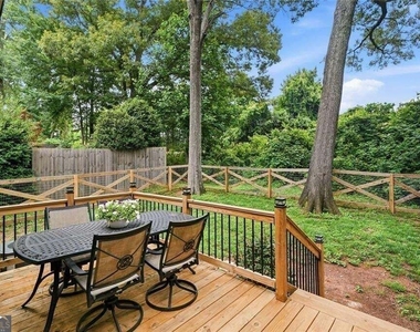 1098 Creatwood Place Se - Photo Thumbnail 27