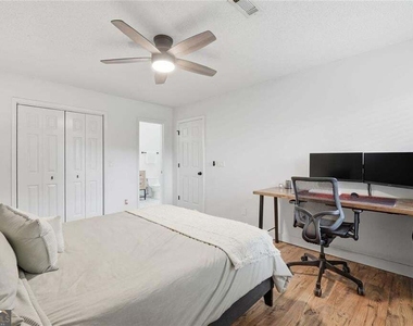 1098 Creatwood Place Se - Photo Thumbnail 18
