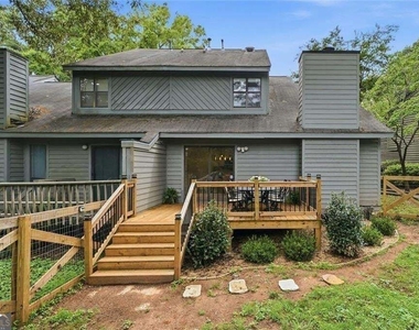 1098 Creatwood Place Se - Photo Thumbnail 24
