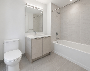 450 West 42nd Street - Photo Thumbnail 4